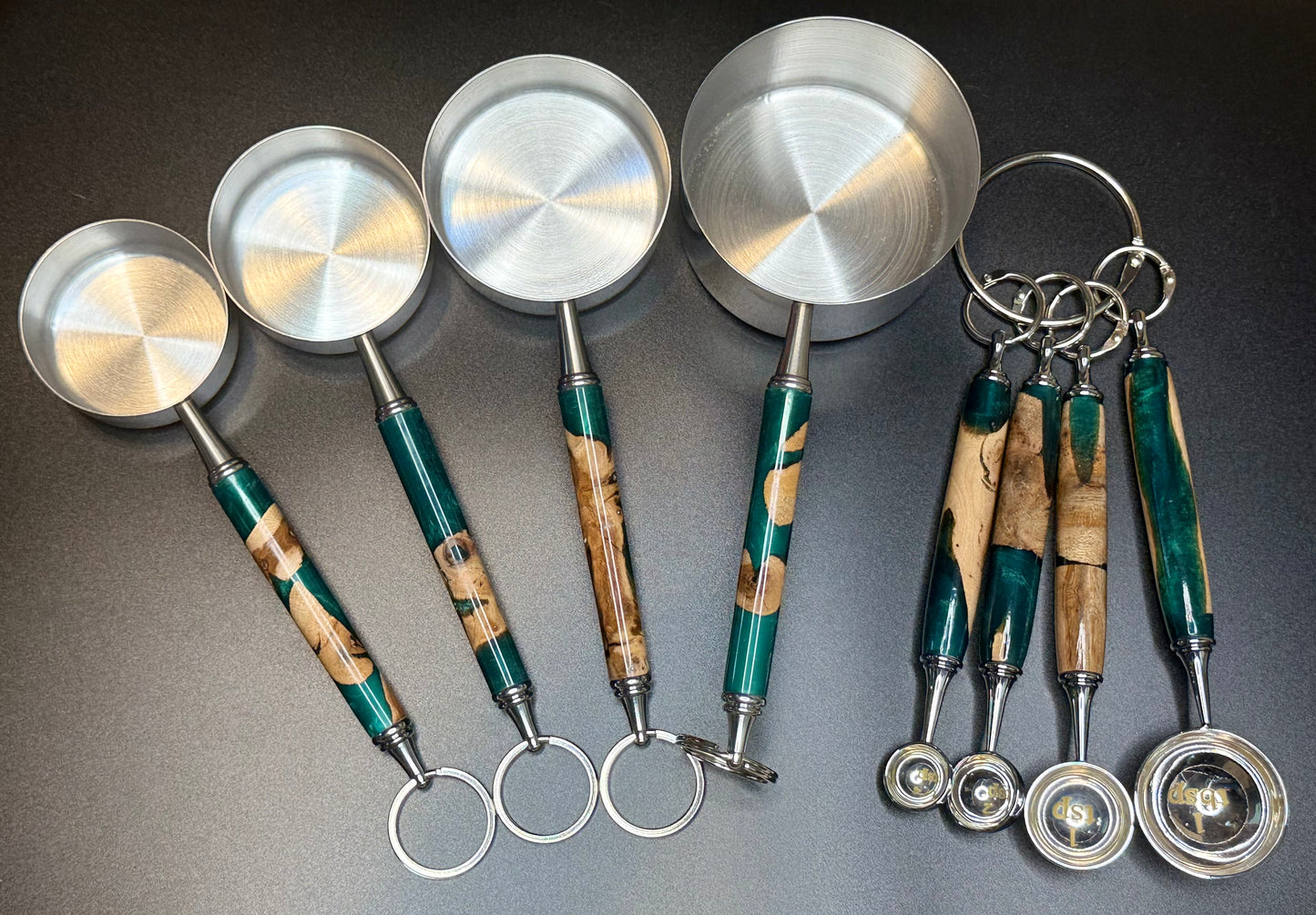 Measuring cups and spoons - Grapevine and Epoxy blend